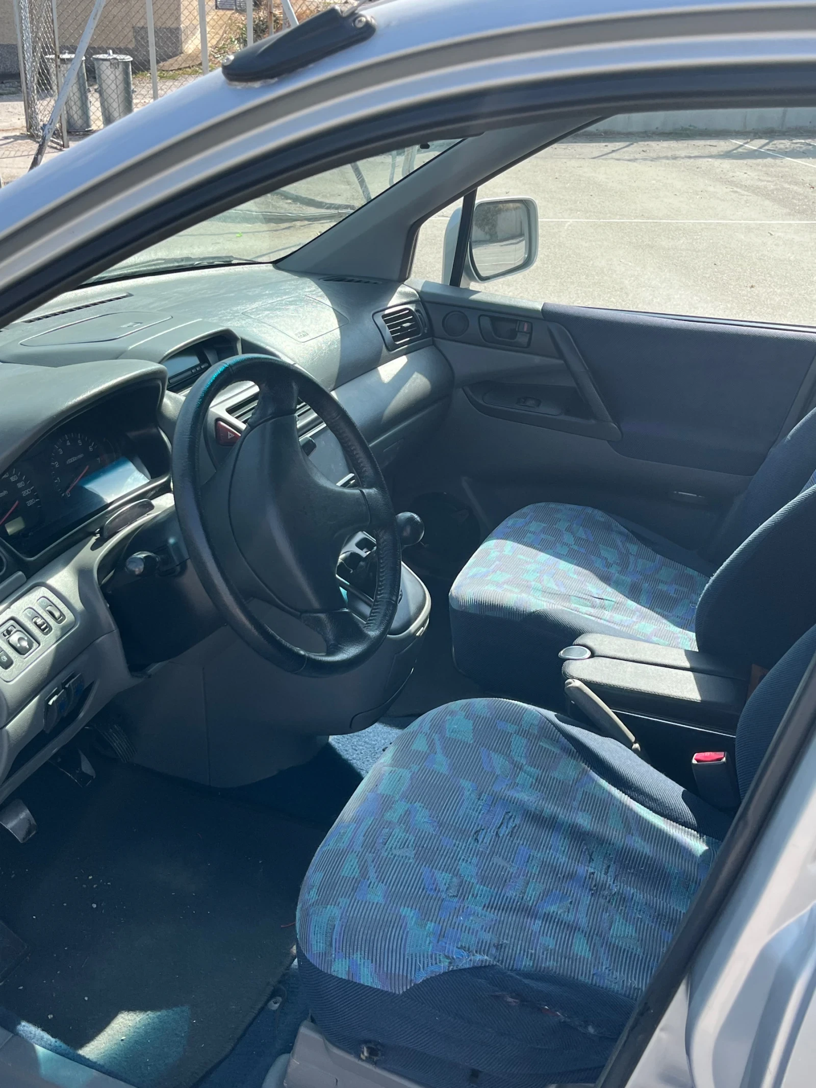 Mitsubishi Space runner  - изображение 6