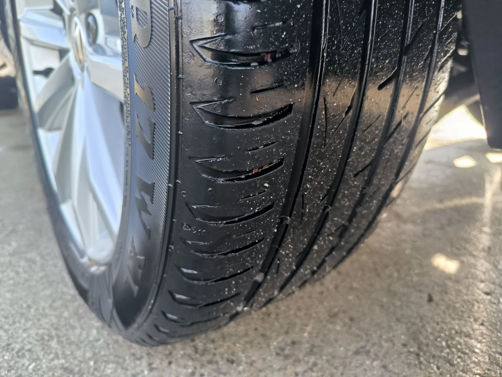 VW Passat 2.0d-Navi-6sk-Euro-6C | Mobile.bg   8