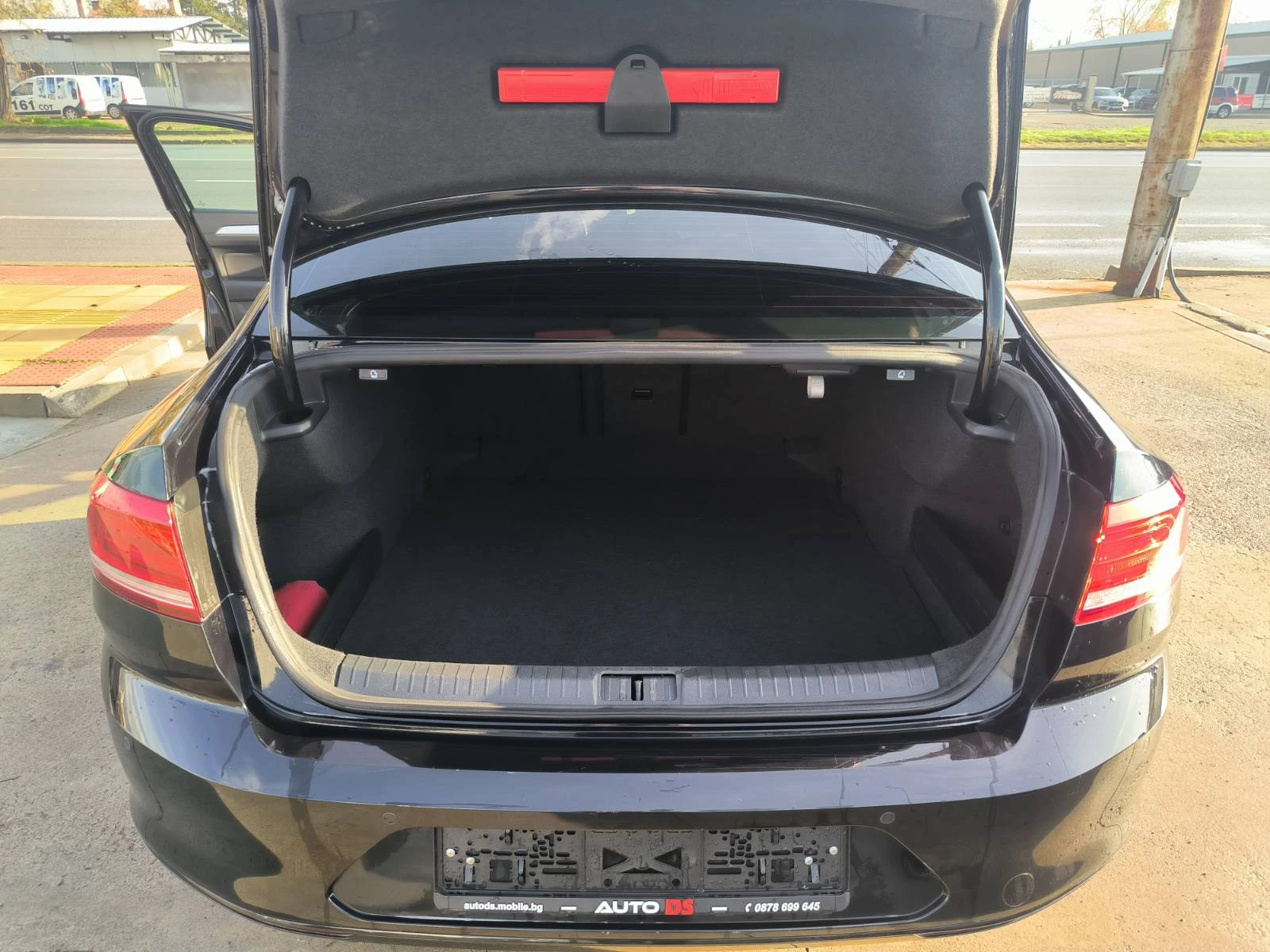 VW Passat 2.0d-Navi-6sk-Euro-6C | Mobile.bg   11