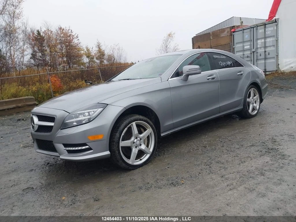 Mercedes-Benz CLS 550 * CARFAX * БЕЗ ПЪРВОНАЧАЛНА ВНОСКА - изображение 2