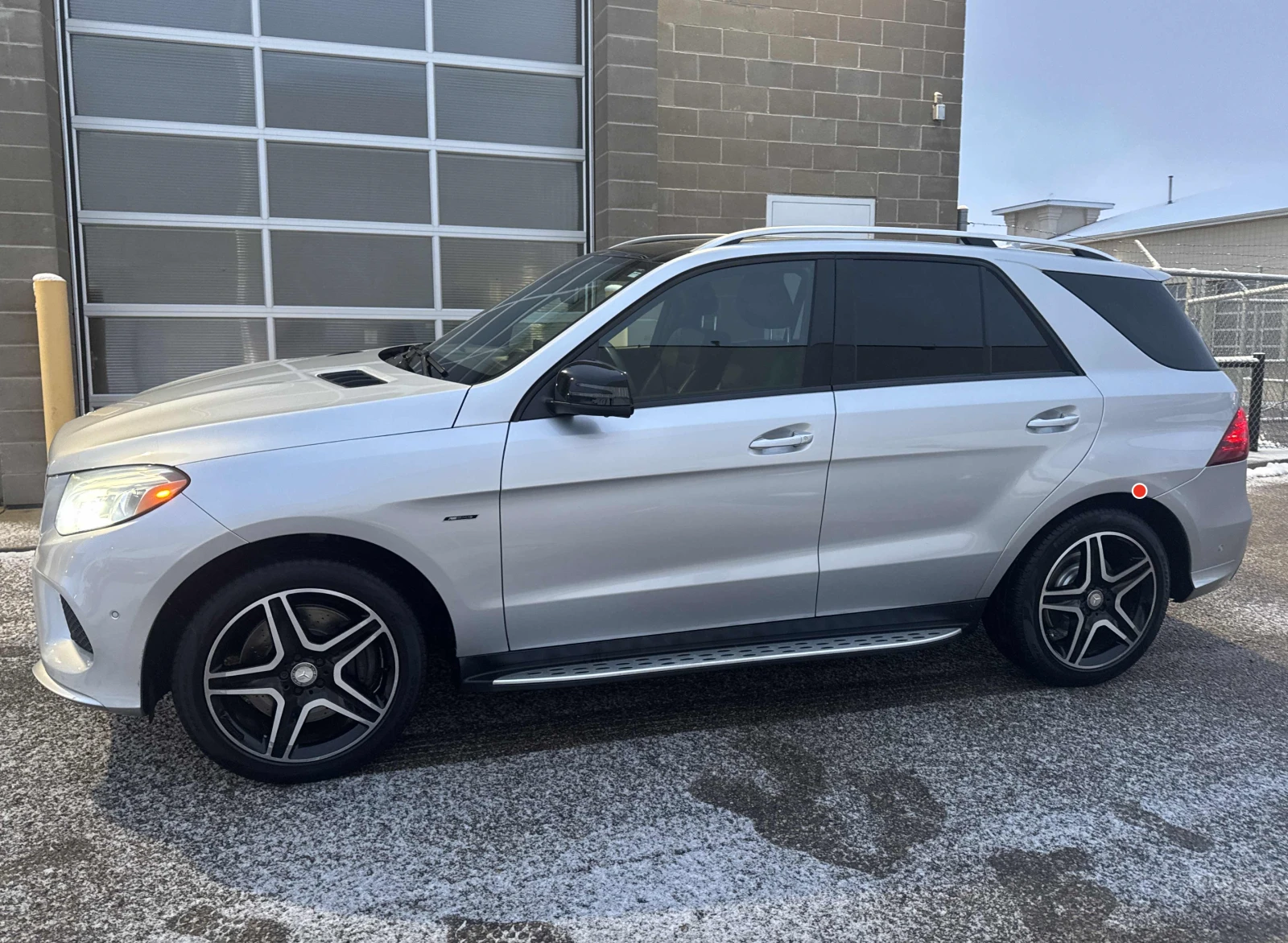 Mercedes-Benz GLE 450 AMG 4MATIC - изображение 2