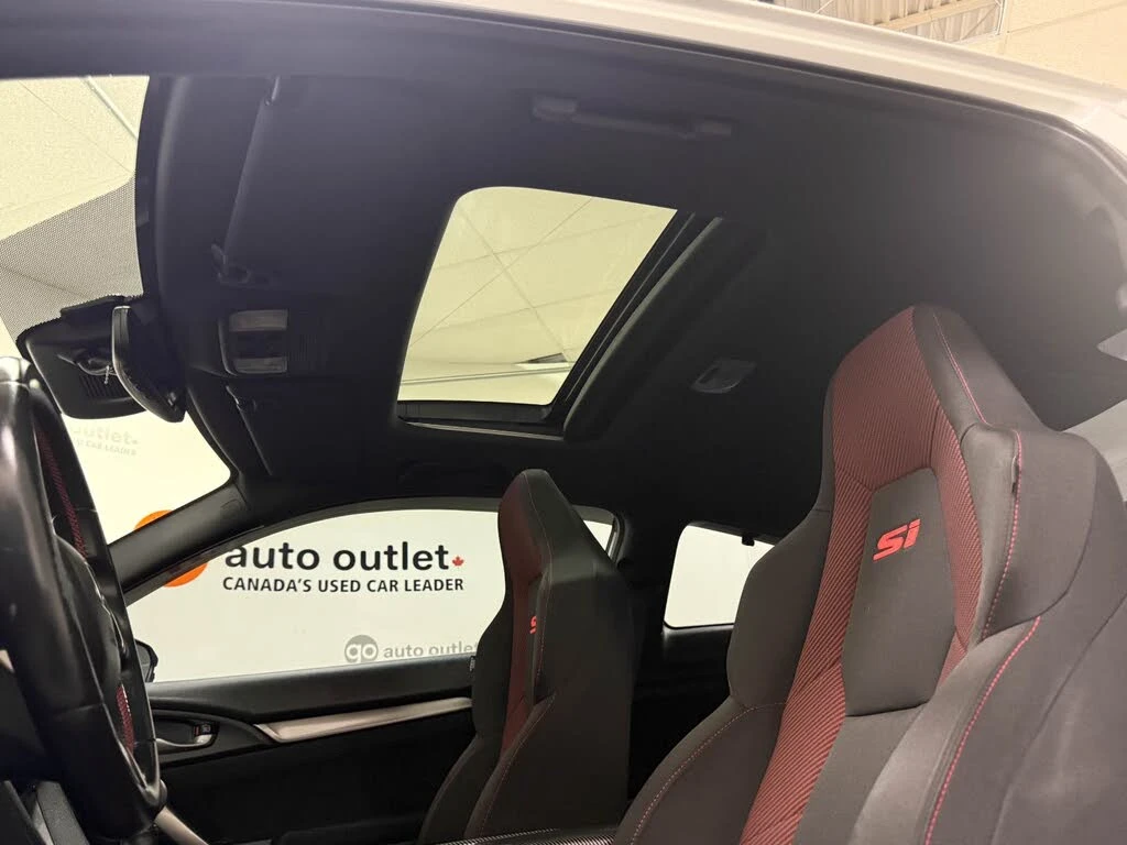 Honda Civic Si Coupe AWD * CARFAX * АвтоКредит* (ЦЕНА ДО БГ) - изображение 9