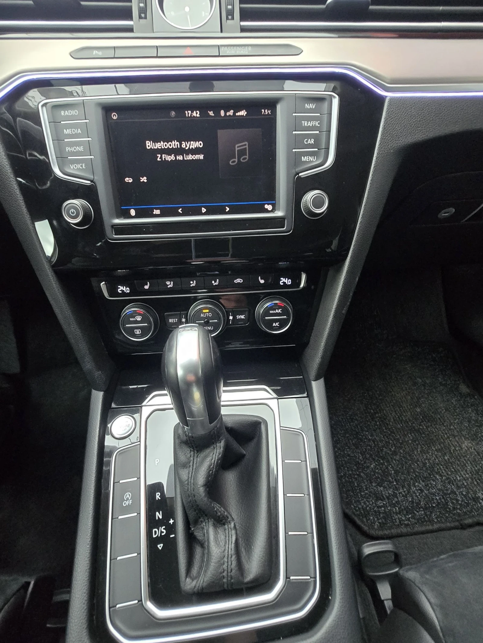 VW Passat Топ топ топ състояние HIGHLINE , снимка 16 - Автомобили и джипове - 53952456