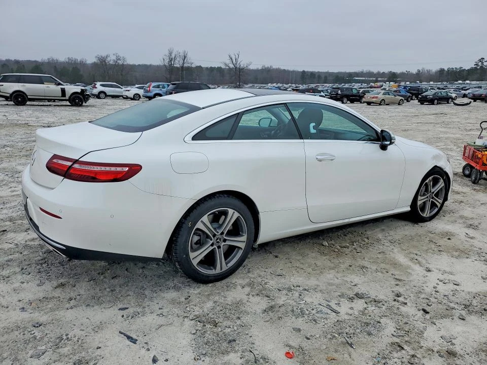 Mercedes-Benz E 400 AMG LINE , снимка 5 - Автомобили и джипове - 54006138