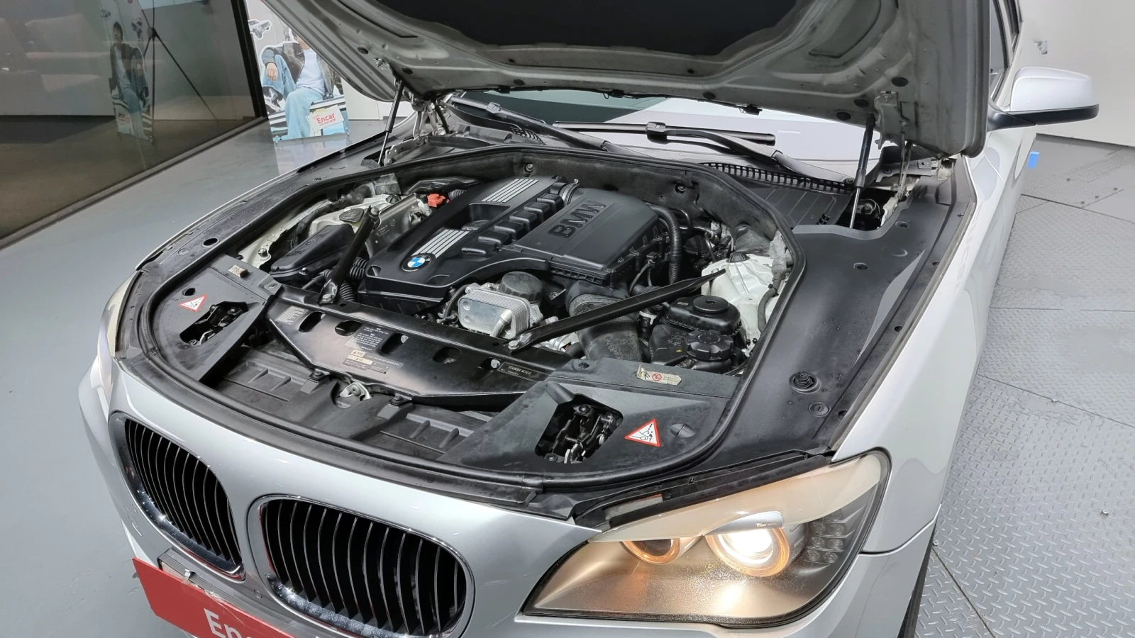 BMW 740, снимка 4 - Автомобили и джипове - 54151106