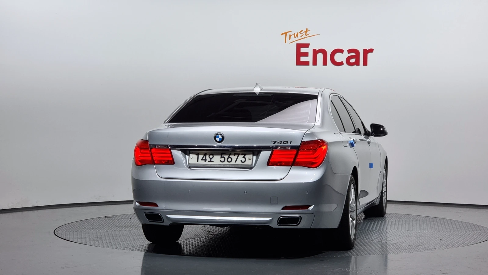 BMW 740, снимка 2 - Автомобили и джипове - 54151106