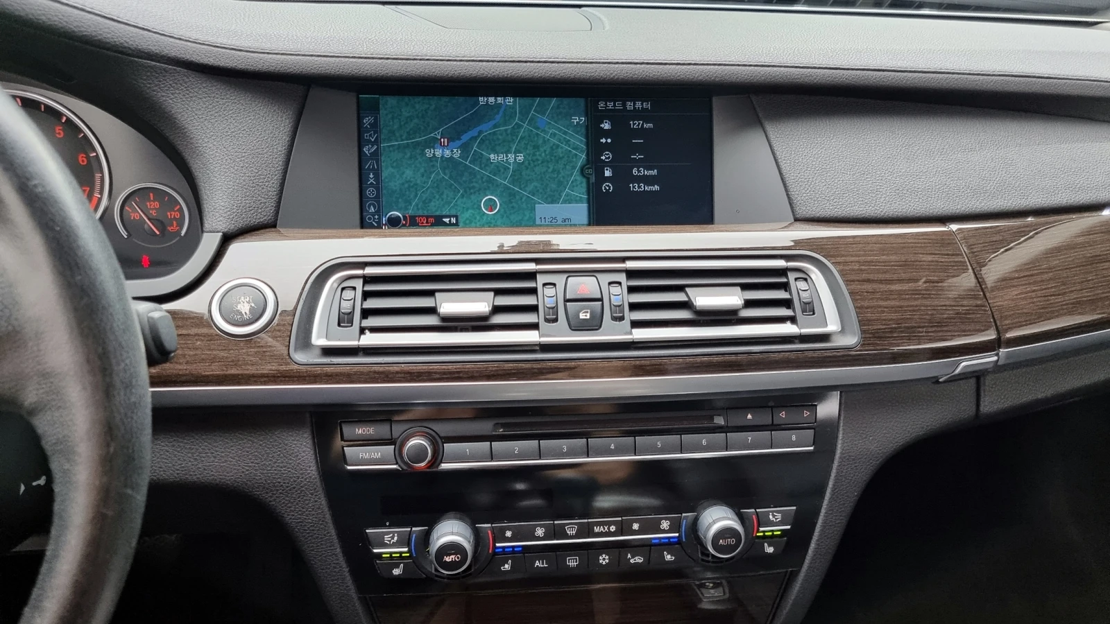 BMW 740, снимка 12 - Автомобили и джипове - 54151106