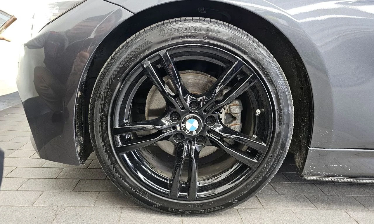 BMW 330 * M-SPORT* SHADOW* ДИГИТАЛНО ТАБЛО* ШИБИДАХ* HEAD-, снимка 5 - Автомобили и джипове - 54301998