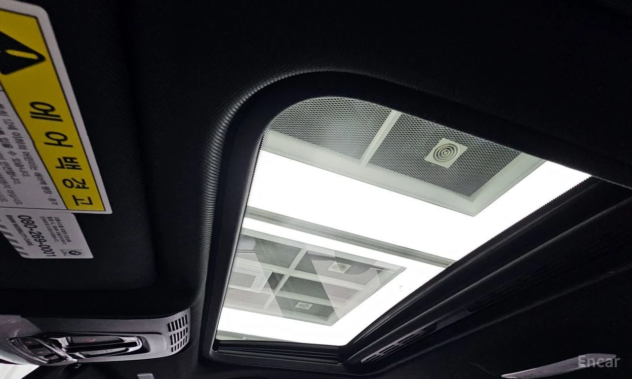 BMW 330 * M-SPORT* SHADOW* ДИГИТАЛНО ТАБЛО* ШИБИДАХ* HEAD-, снимка 15 - Автомобили и джипове - 54301998