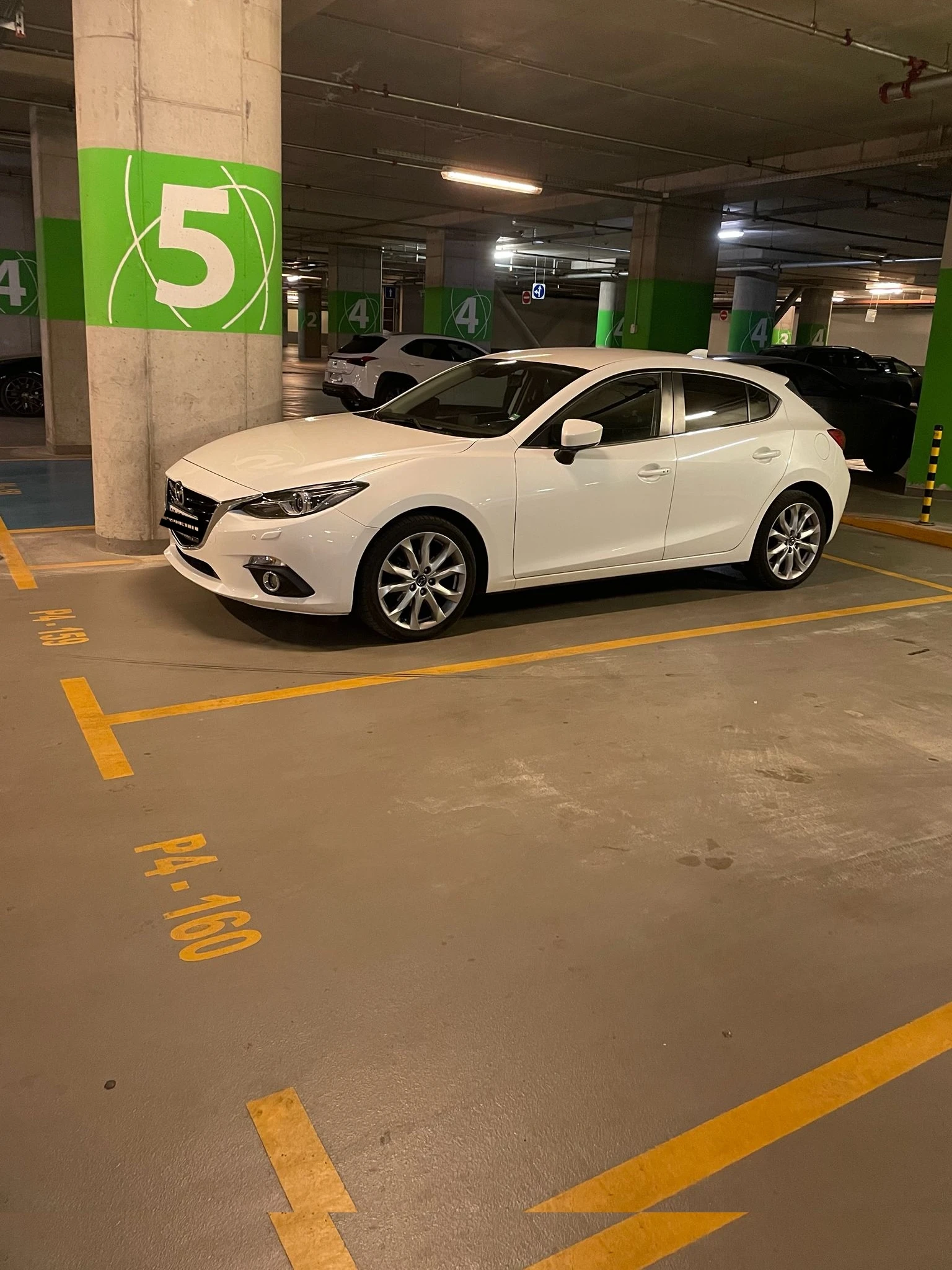 Mazda 3 Skyactiv-D 2.2, снимка 5 - Автомобили и джипове - 54313012
