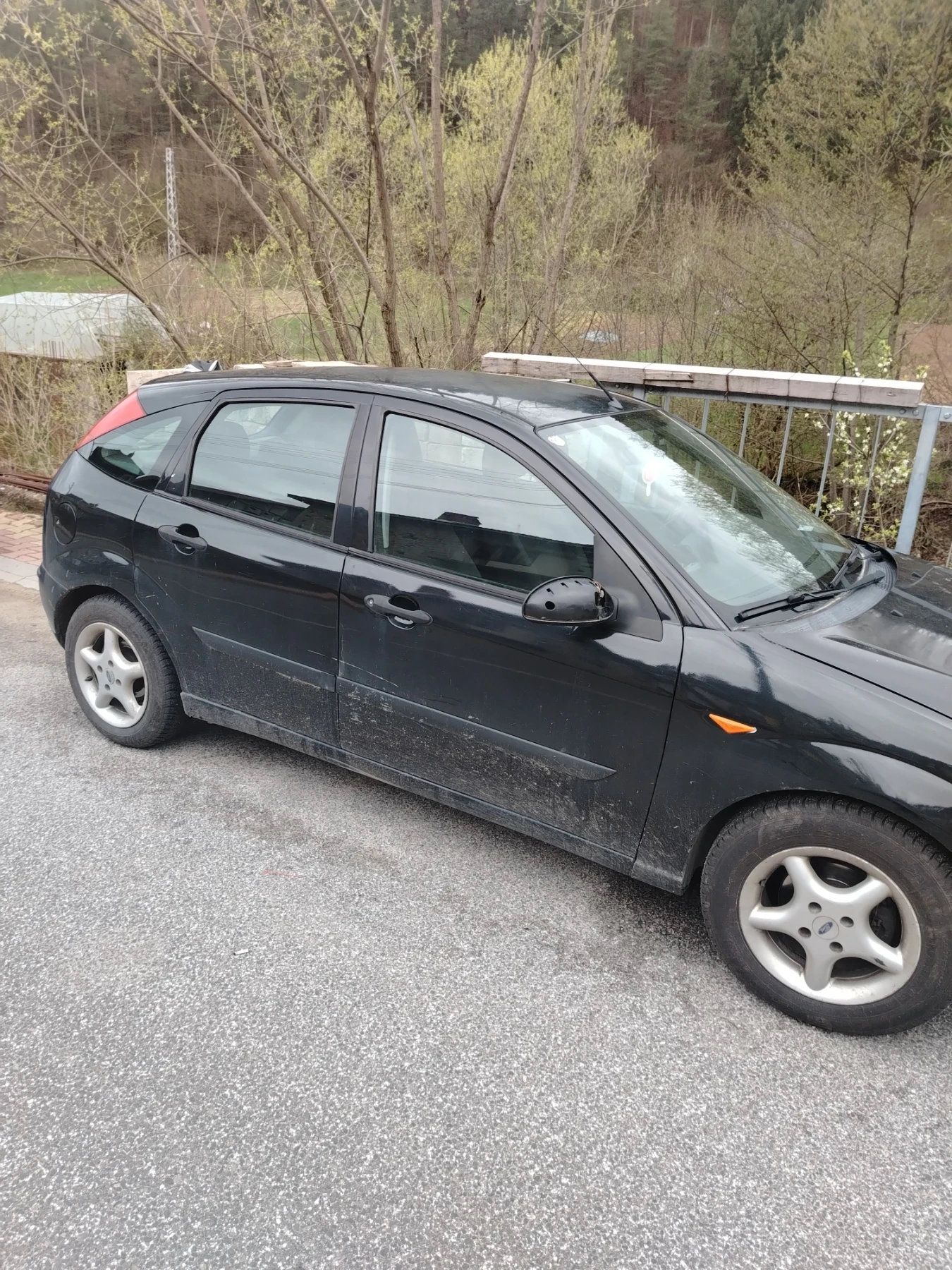Ford Focus 1.4, снимка 3 - Автомобили и джипове - 54443745