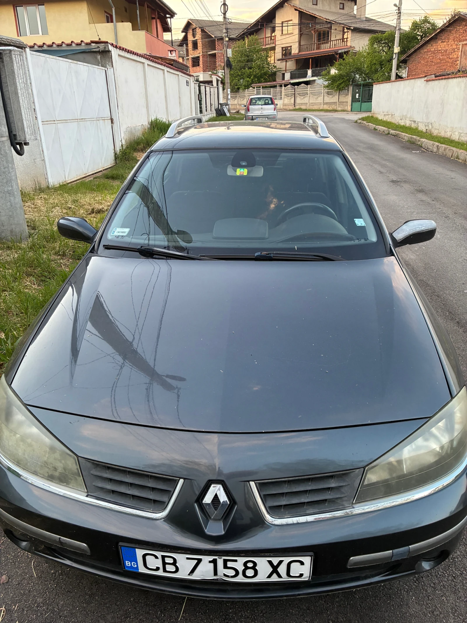 Renault Laguna 2, снимка 2 - Автомобили и джипове - 54496143