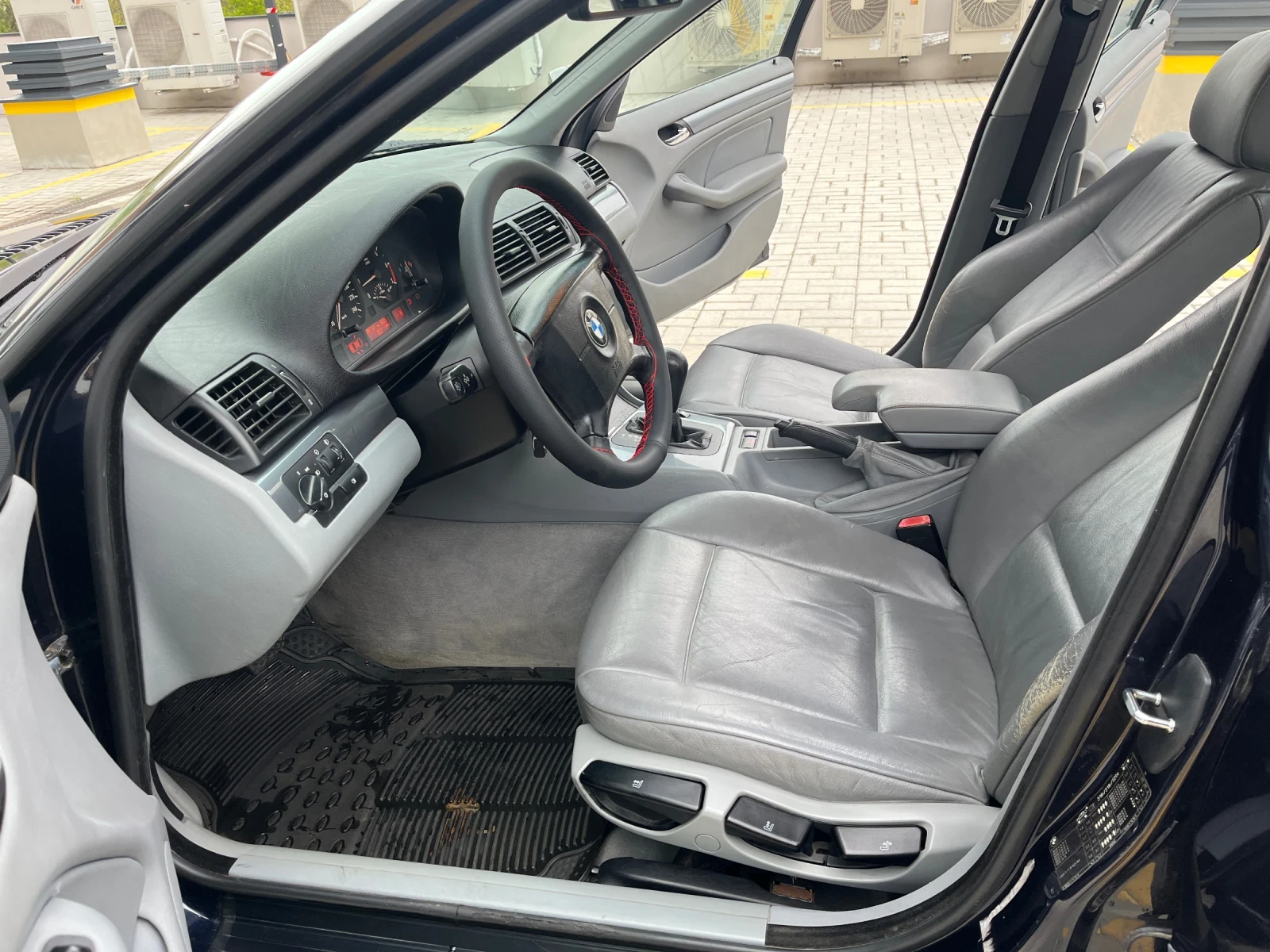 BMW 318 1.8I/AUTOMAT, снимка 11 - Автомобили и джипове - 54531068