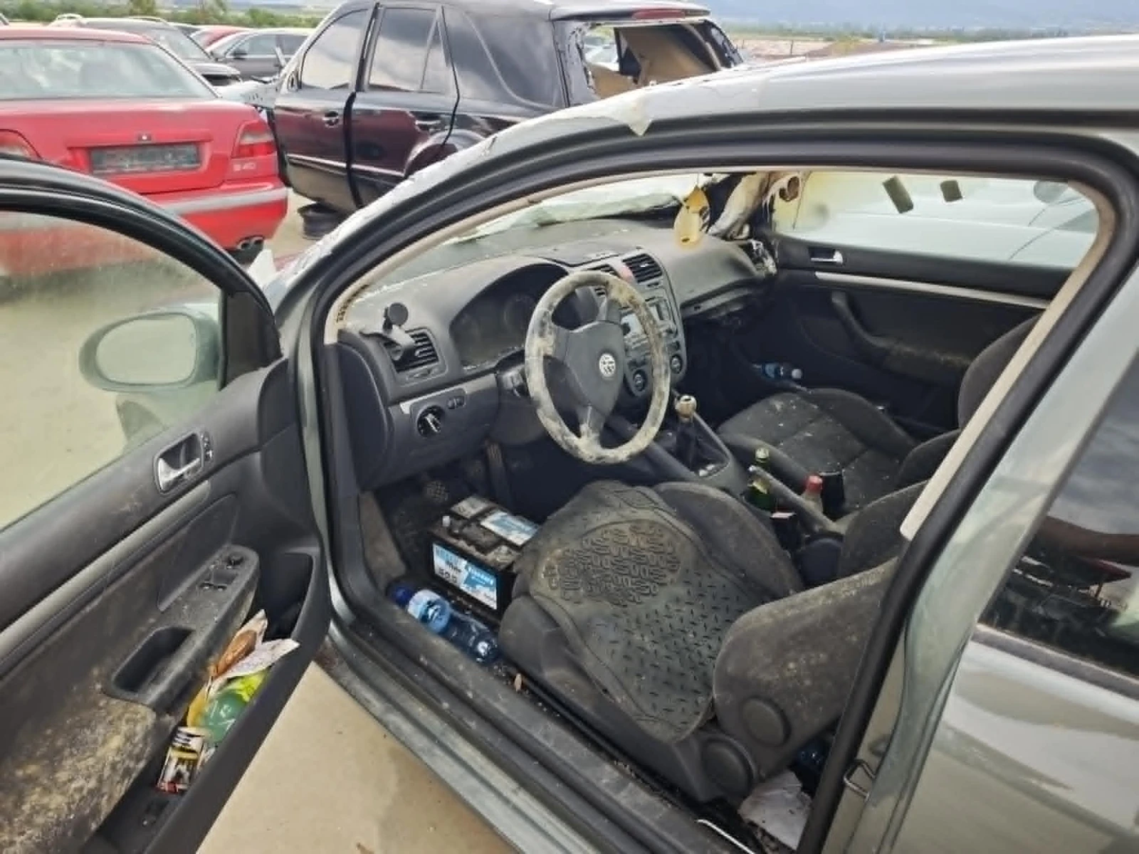 VW Golf 2.0 TDI, снимка 5 - Автомобили и джипове - 54822842