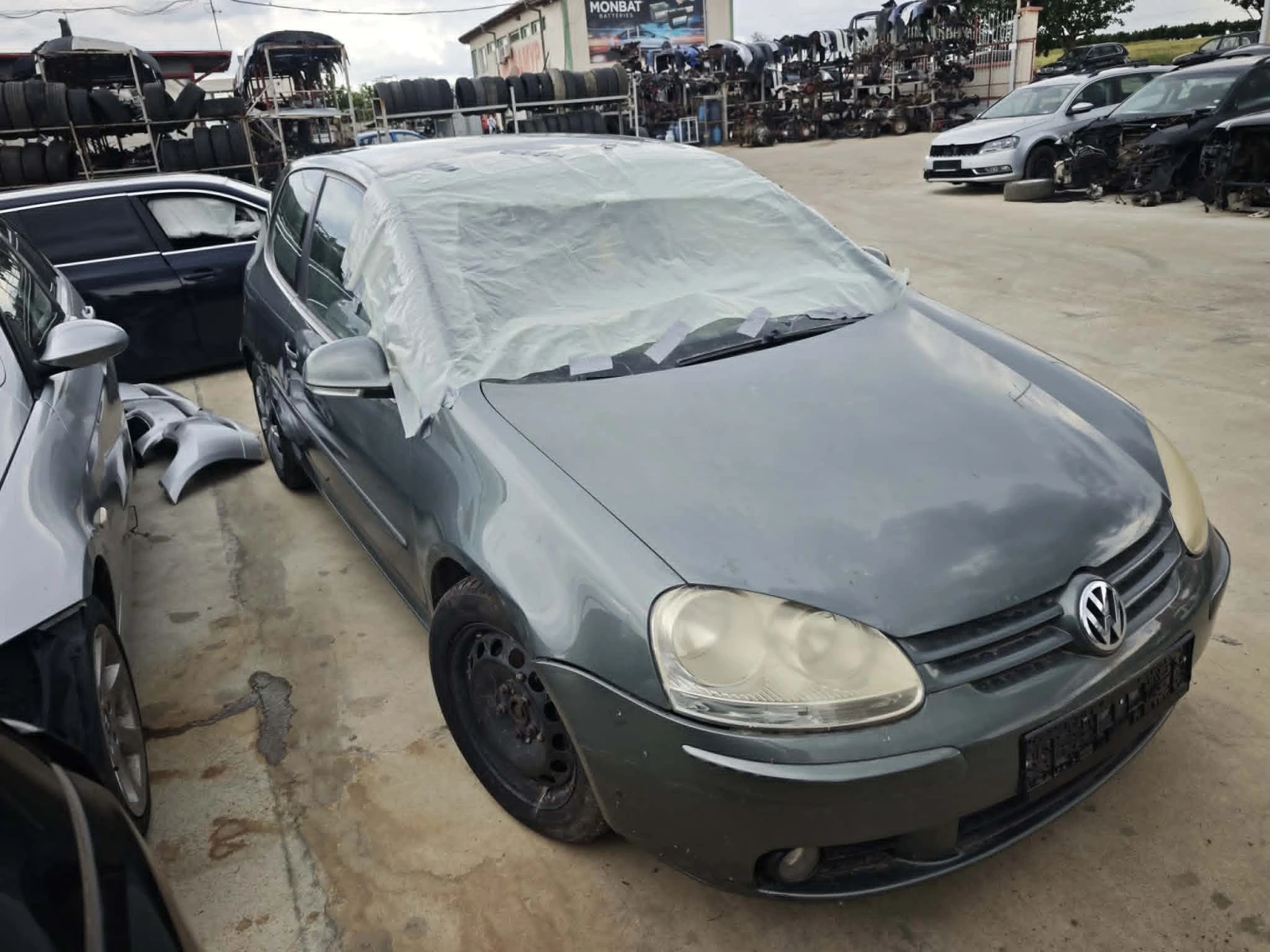 VW Golf 2.0 TDI, снимка 2 - Автомобили и джипове - 54822842