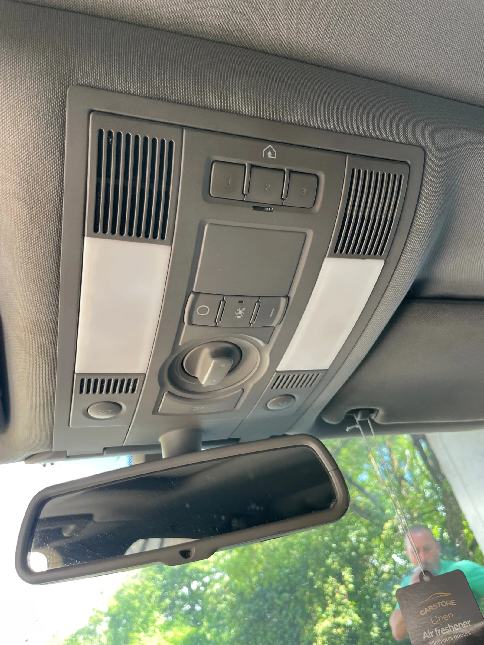 Audi A8, снимка 9 - Автомобили и джипове - 54842882