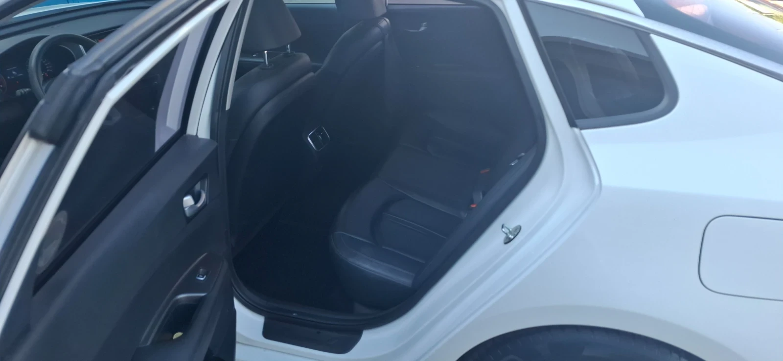Kia K5, снимка 8 - Автомобили и джипове - 55096279