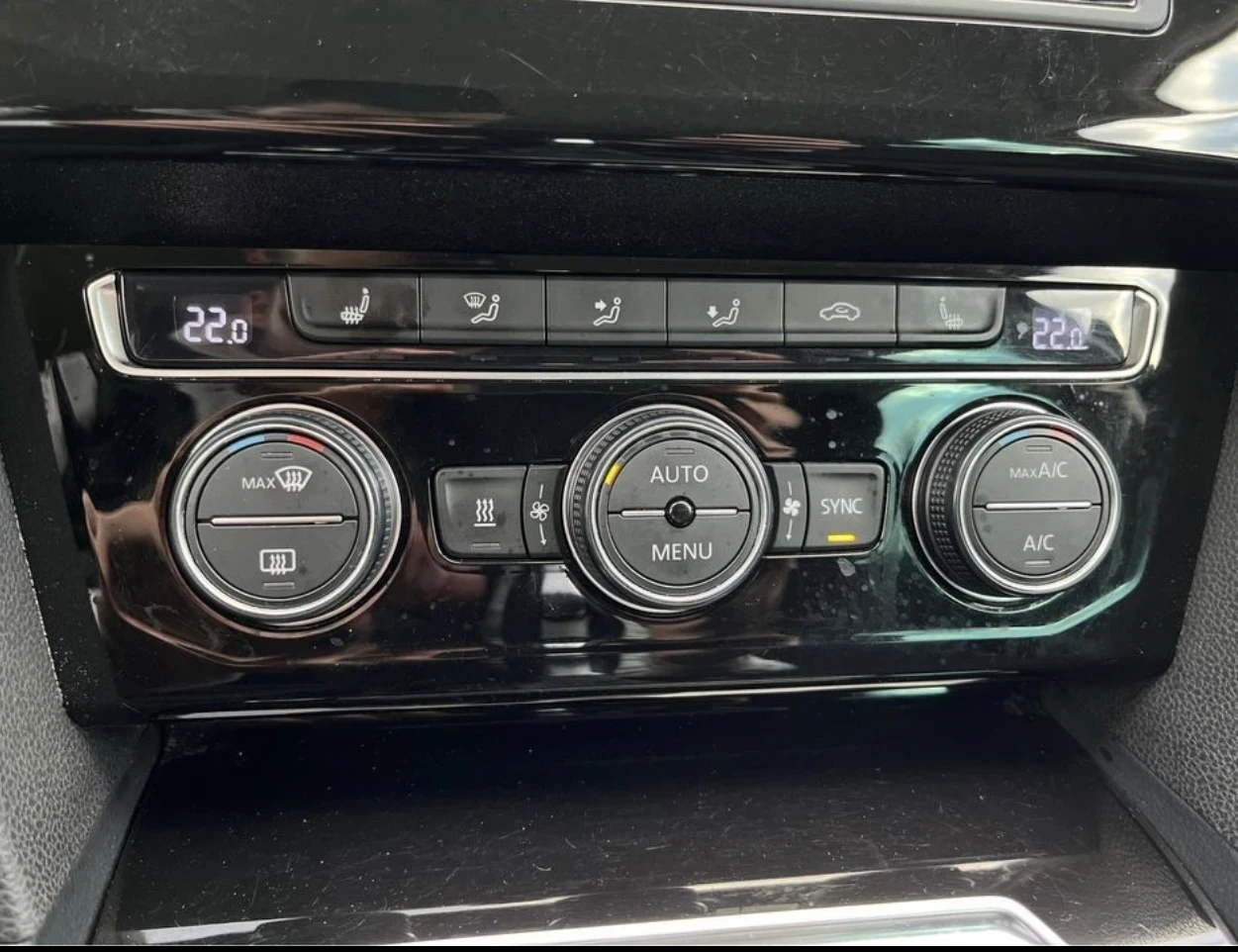VW Passat B8 190кс 4х4, снимка 10 - Автомобили и джипове - 56165175