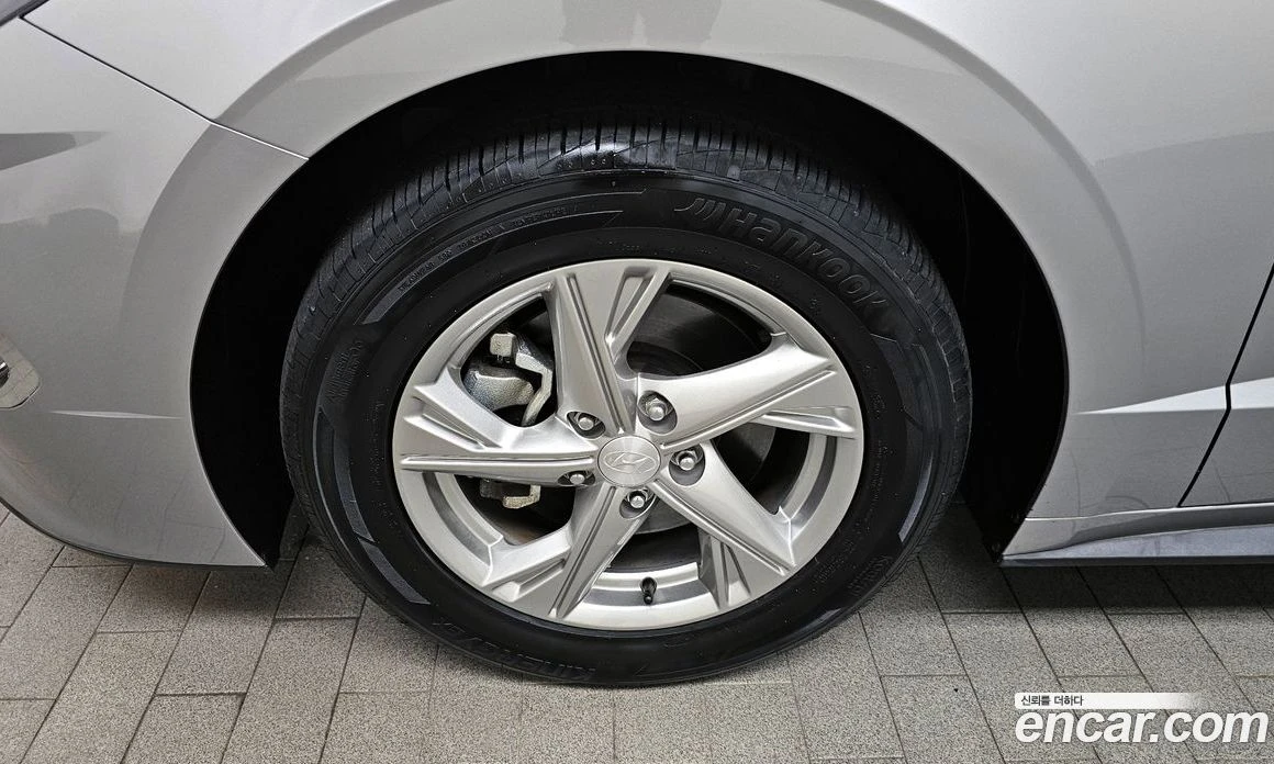 Hyundai Sonata 2.0 Smart, снимка 5 - Автомобили и джипове - 55676650