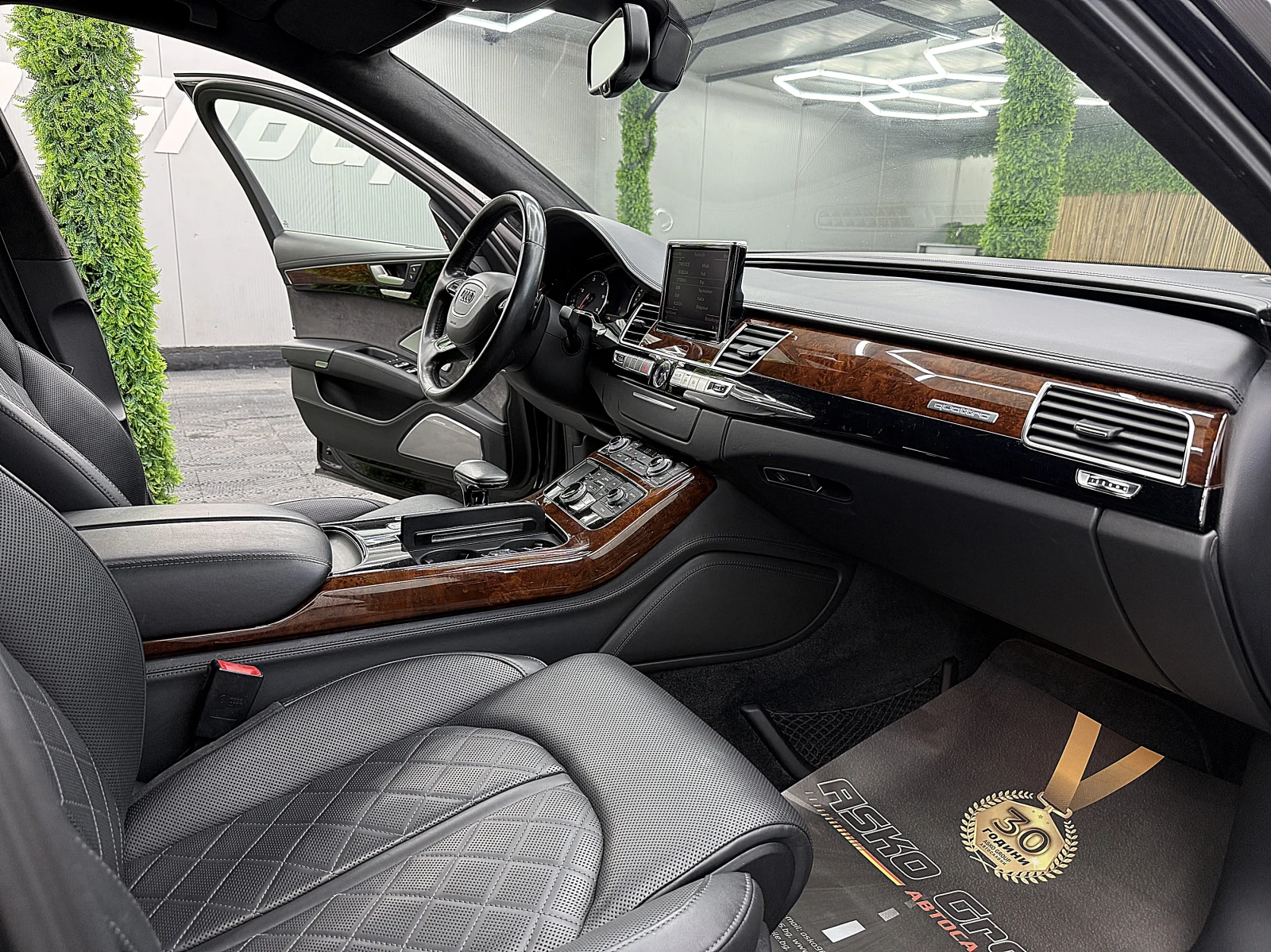 Audi A8 4.2TDI/LONG/2xTV/Bang&Oulfsen/ГЕРМАНИЯ ЛИЗИНГ, снимка 12 - Автомобили и джипове - 55693129