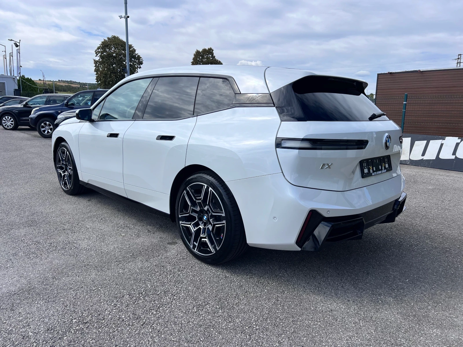 BMW iX X-Drive 60* M Sport Pro*  | Mobile.bg � ����������� 5