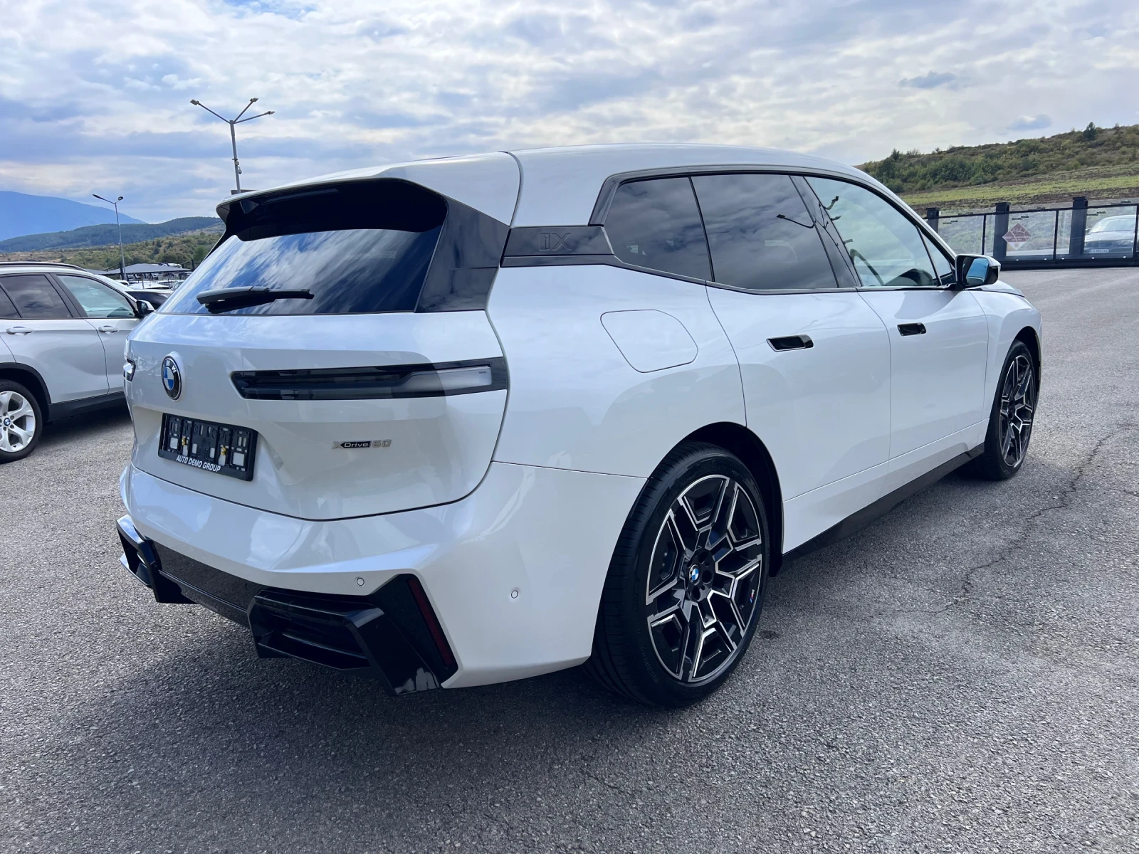 BMW iX X-Drive 60* M Sport Pro*  | Mobile.bg � ����������� 4