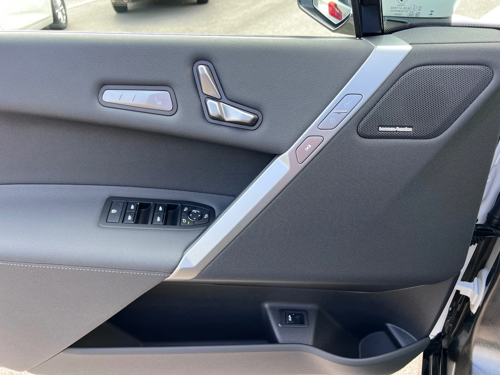 BMW iX X-Drive 60* M Sport Pro*  | Mobile.bg � ����������� 8
