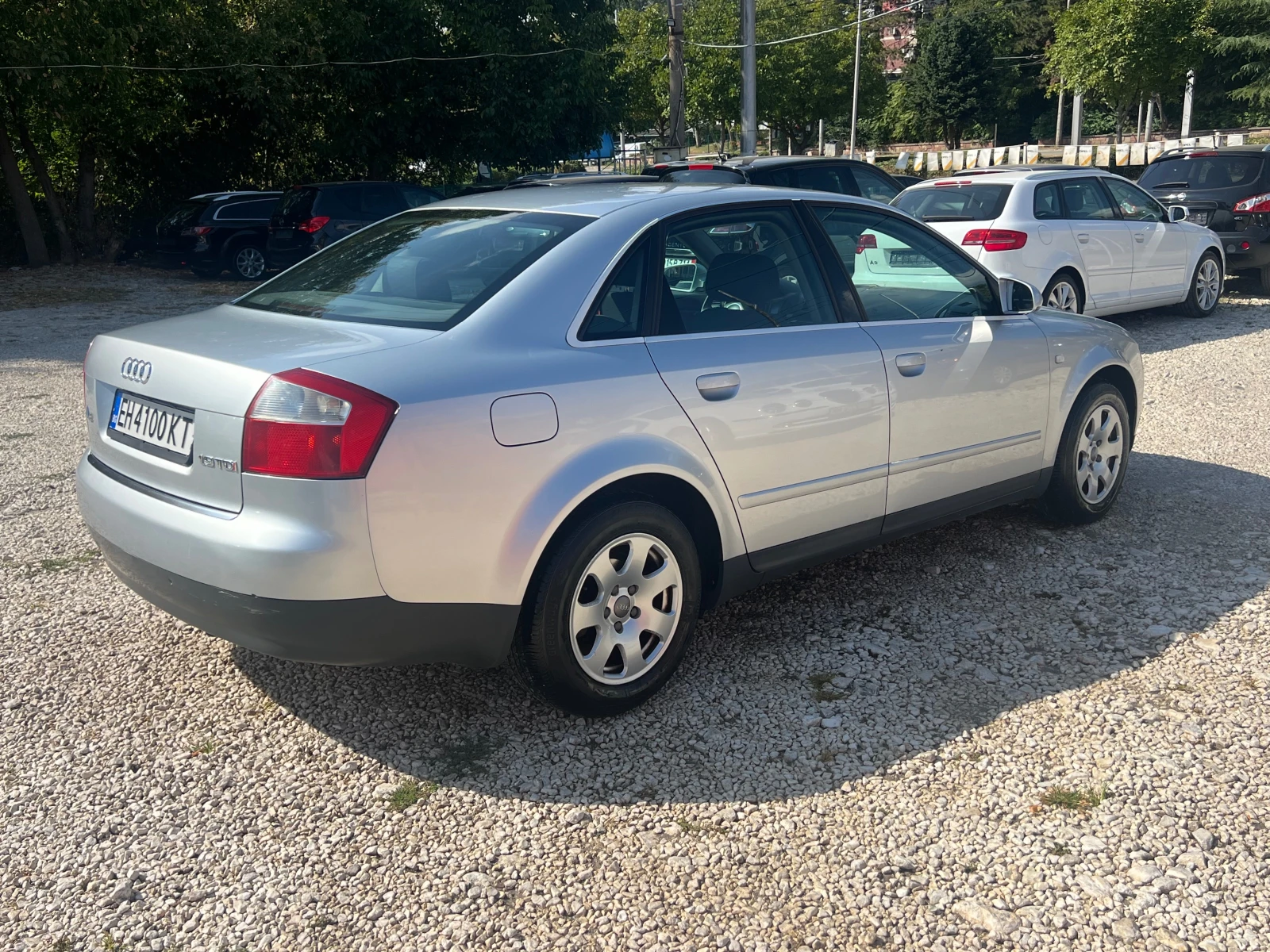Audi A4 1.9 TDI 6 СКОРОСТИ, снимка 5 - Автомобили и джипове - 56163544