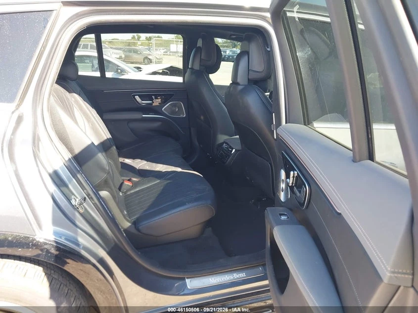 Mercedes-Benz EQS 580 Suv 4Matic, снимка 8 - Автомобили и джипове - 56218175