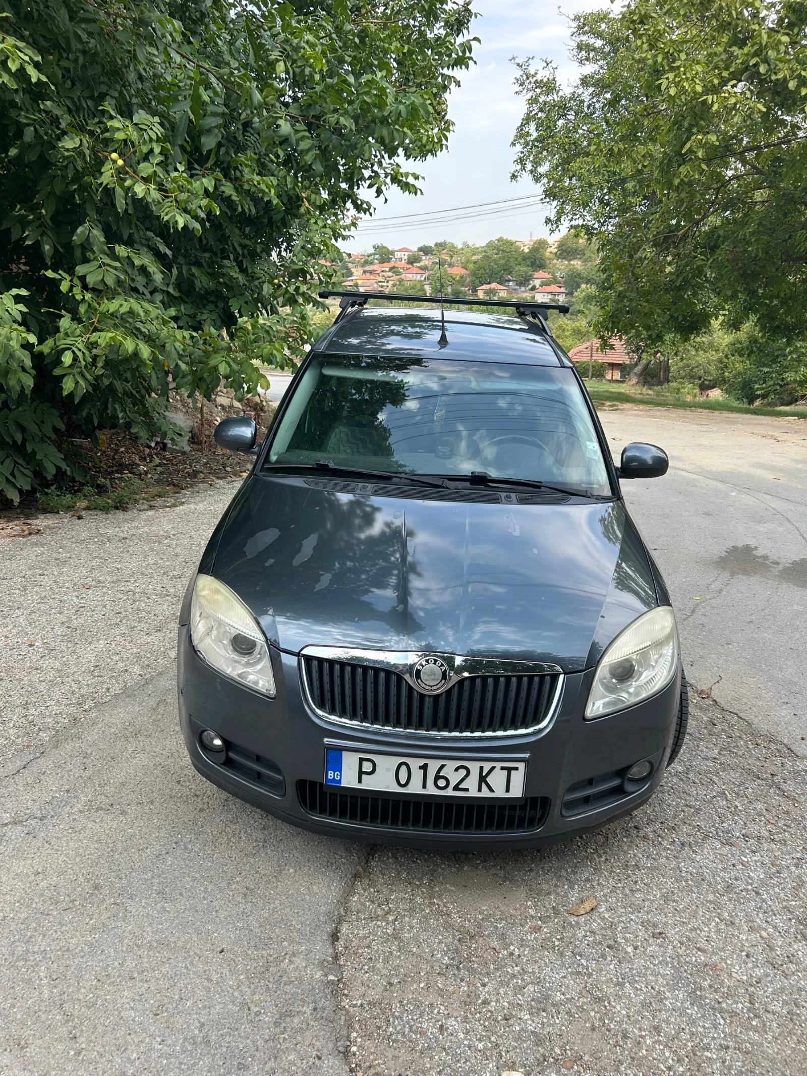 Skoda Roomster Не