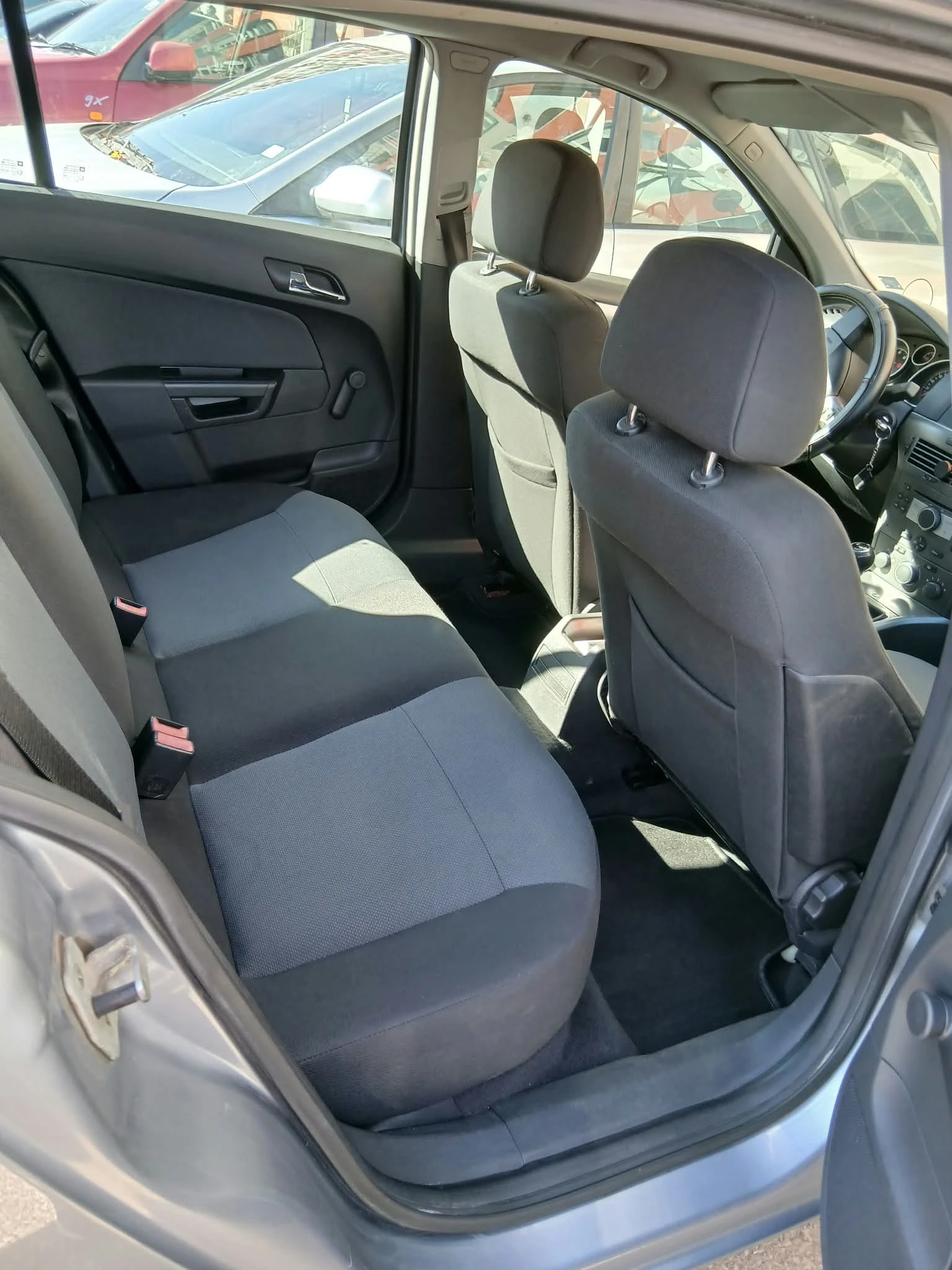 Opel Astra, снимка 5 - Автомобили и джипове - 56620331