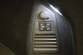 VW Touareg 3.0 TSI 4Motion = R-line = Гаранция - 73082 € / 142935.97 лв. - 76404789 8