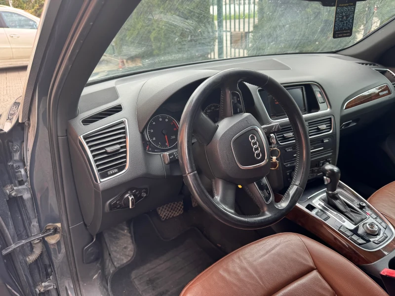 Audi Q5 3.2 quatro, снимка 11 - Автомобили и джипове - 52419410