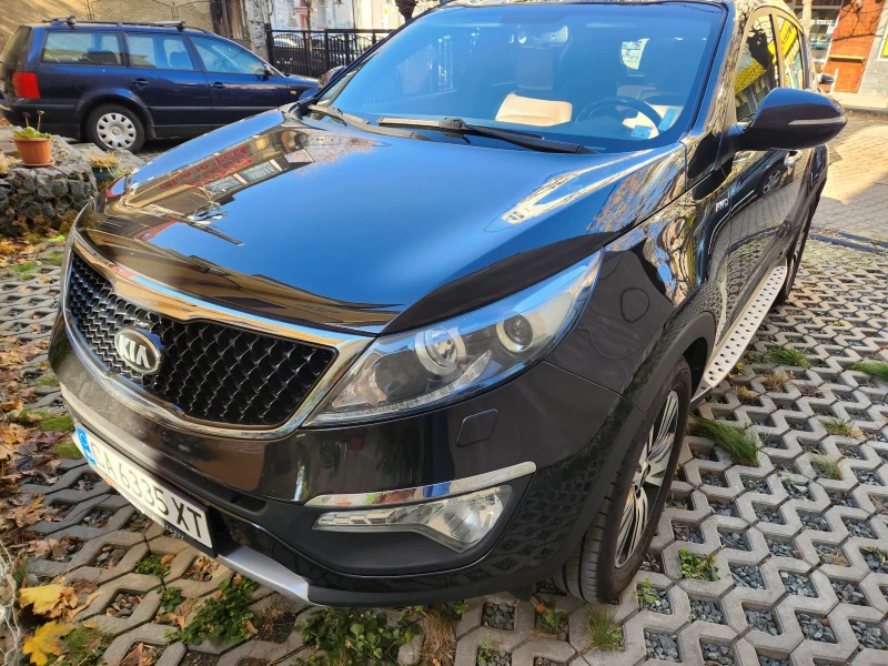 Kia Sportage, снимка 2 - Автомобили и джипове - 48119723