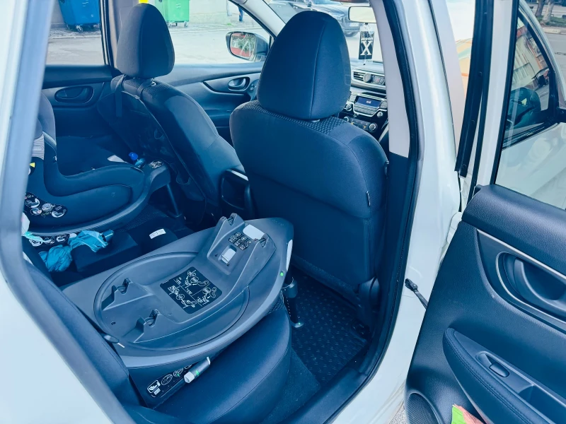 Nissan Qashqai J11 * 1.5 DCI * 110 к.с * НАПЪЛНО ОБСЛУЖЕН * , снимка 11 - Автомобили и джипове - 52450870