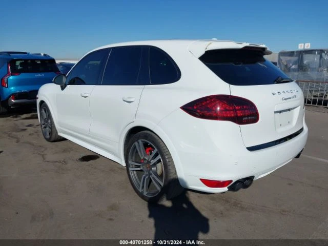 Porsche Cayenne GTS 4.8L V8 420кс * Възможност за Лизинг* Фикс цен - изображение 3