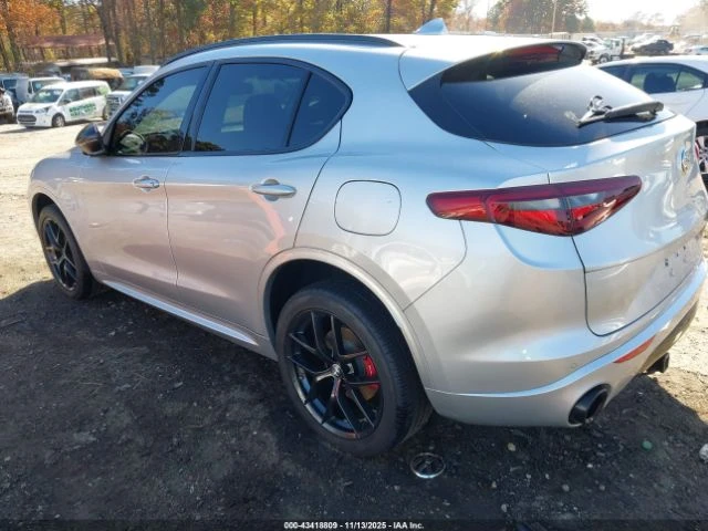 Alfa Romeo Stelvio Ti Sport RWD 280кс * Възможност за Лизинг*  - изображение 3
