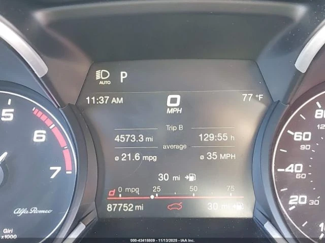 Alfa Romeo Stelvio Ti Sport RWD 280кс * Възможност за Лизинг* , снимка 13 - Автомобили и джипове - 52674474