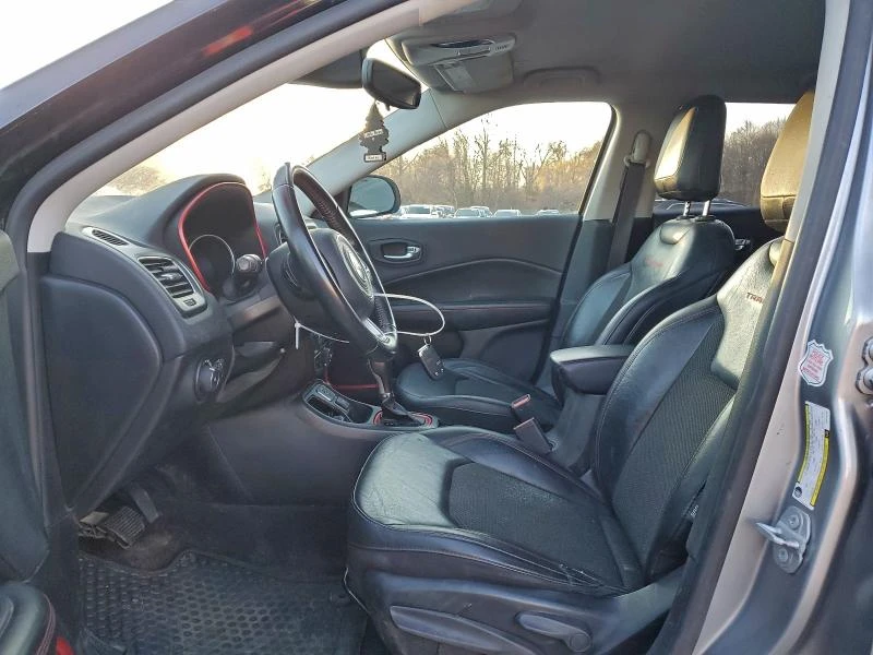 Jeep Compass 2.4L 4 4x4 w/Front Whl Drv - изображение 10