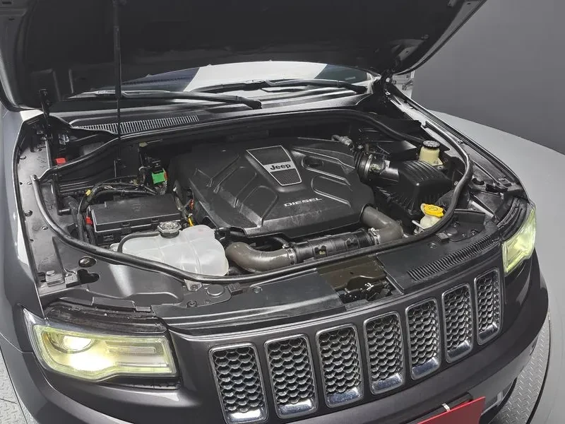 Jeep Cherokee 3.0D Overland - САМО 30% АВАНС, снимка 11 - Автомобили и джипове - 55662016