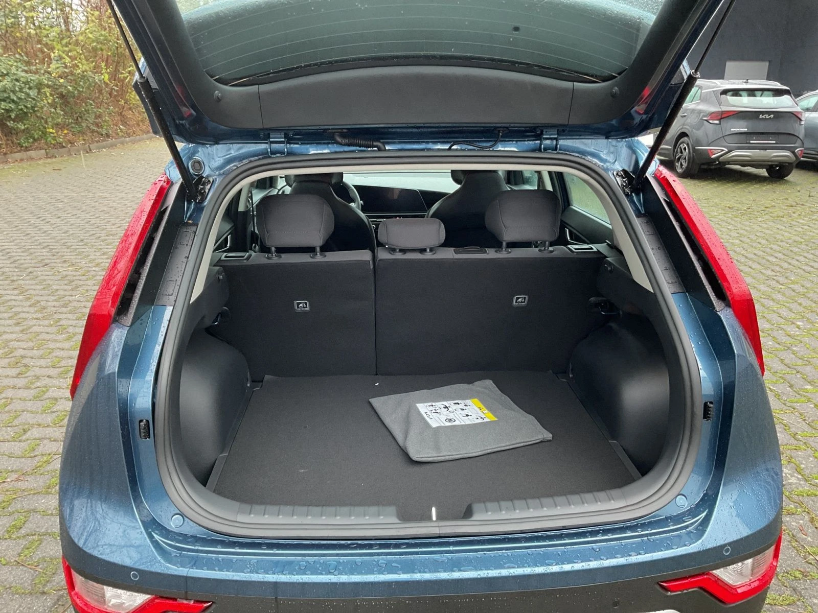 Kia Niro НОВ!/1.6HEV/139HP/EDITION7/NAVI/LED/CAM/106d - изображение 7