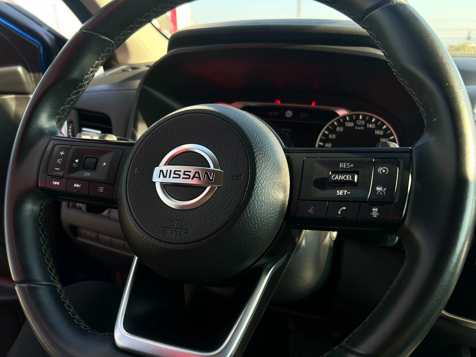 Nissan Qashqai 1.3 DIG-T Acenta A/T - изображение 5
