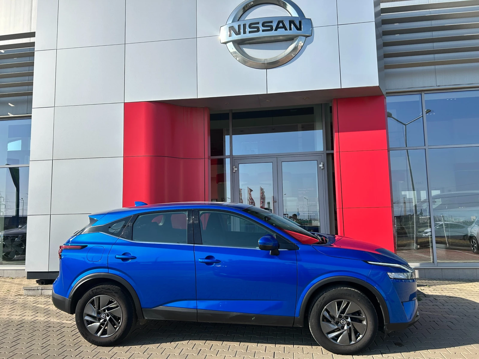 Nissan Qashqai 1.3 DIG-T Acenta A/T - изображение 2