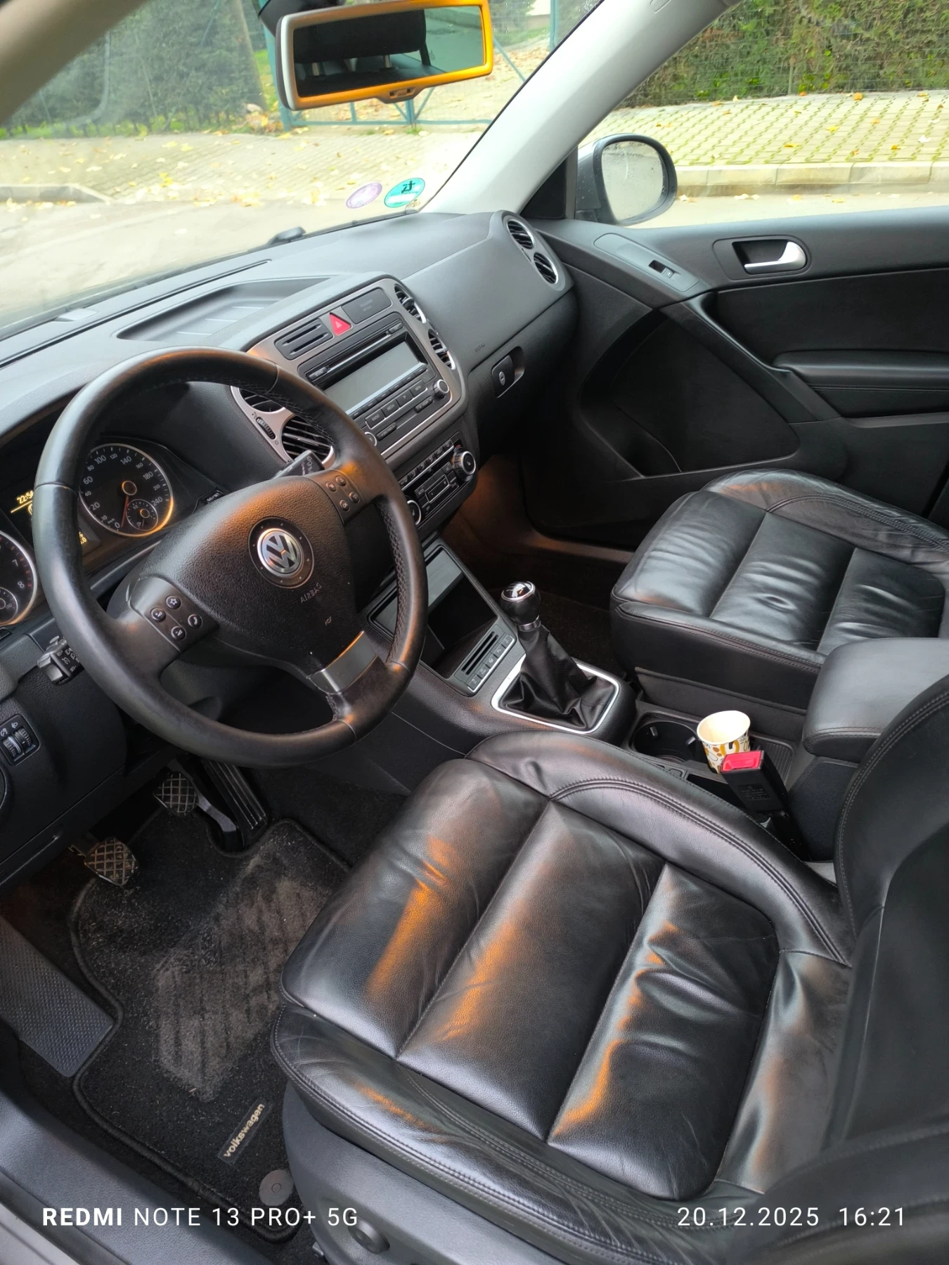 VW Tiguan 4* 4 бензин - изображение 9