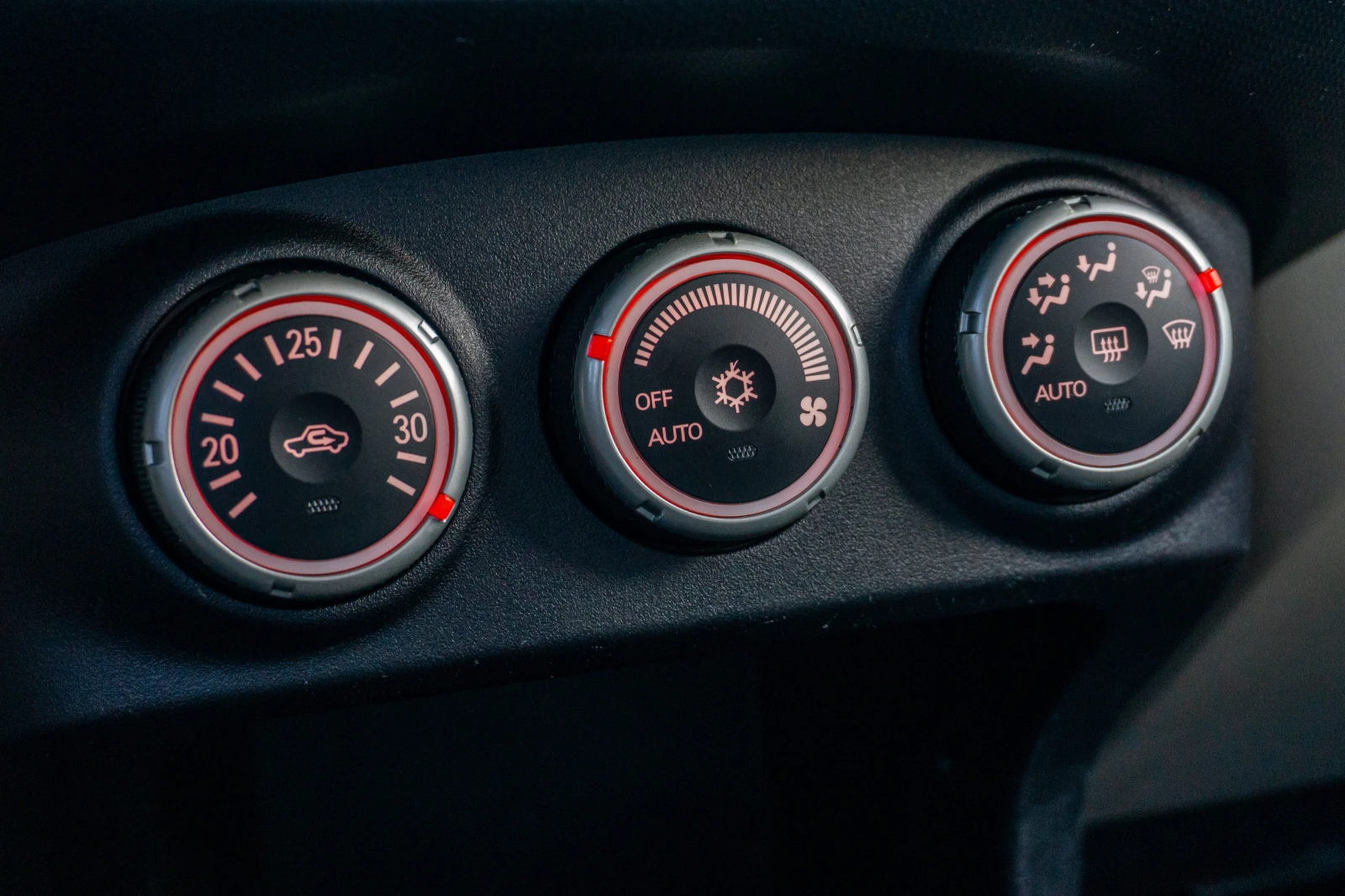 Mitsubishi Outlander 2.4i 170hp 4�4 | � ��������! | Mobile.bg � ����������� 12