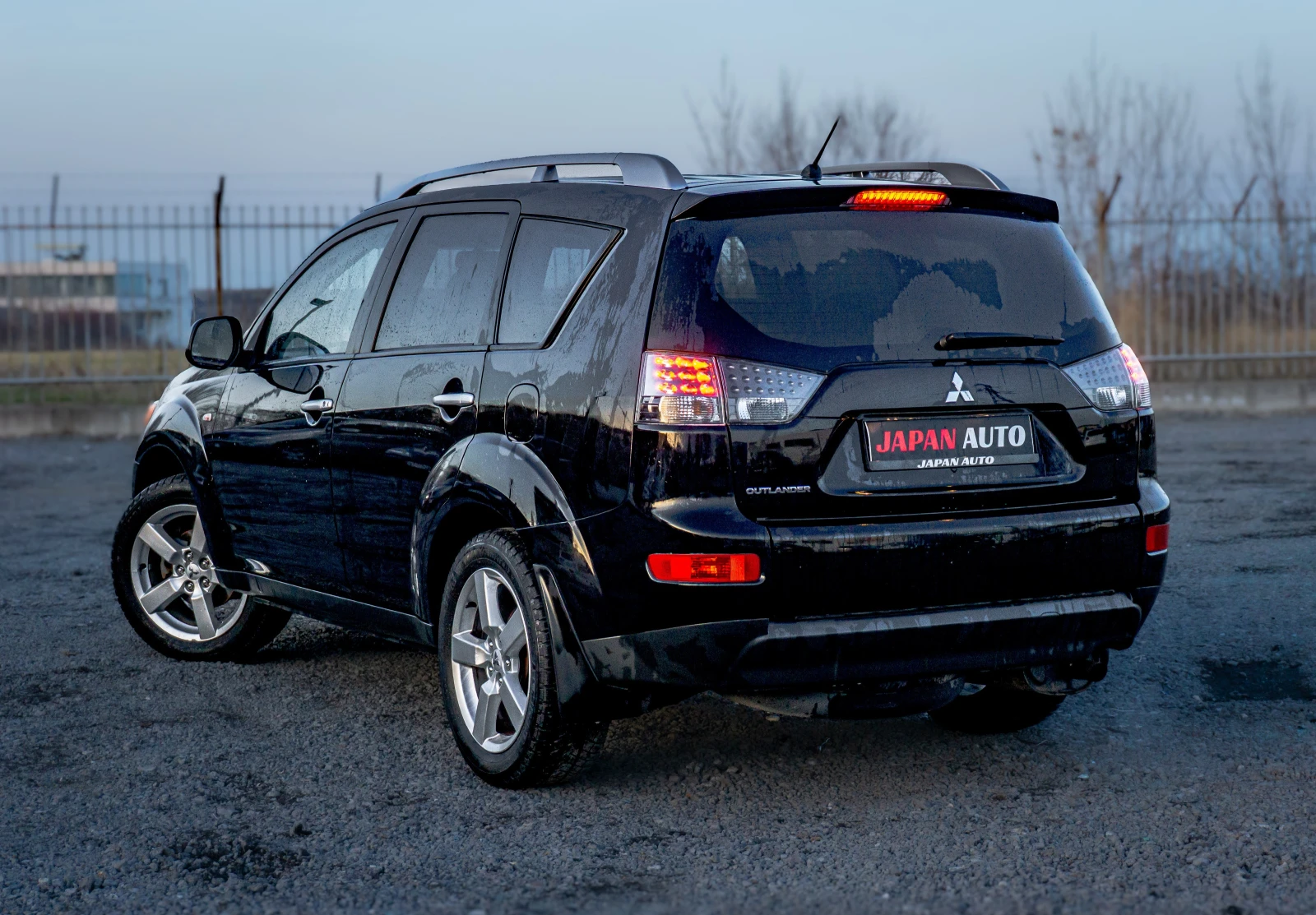 Mitsubishi Outlander 2.4i 170hp 4х4 | С гаранция! - изображение 5