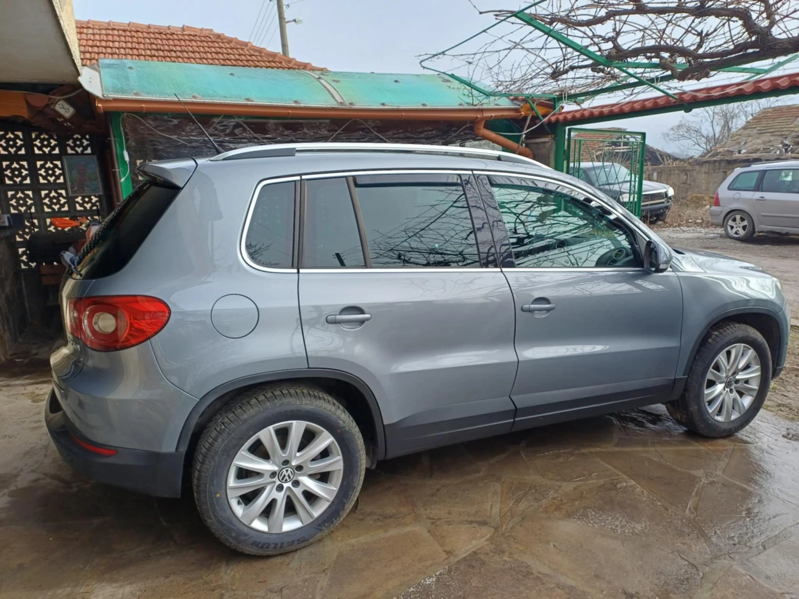 VW Tiguan 2.0TDI  - изображение 5
