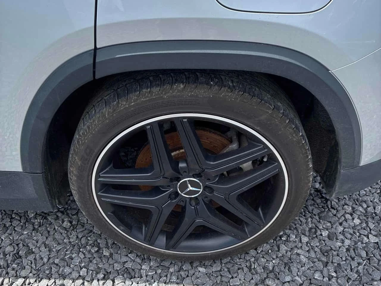 Mercedes-Benz GLA 35 AMG / 360 / DISTRONIC / КЛИП НА МОТОРА , снимка 17 - Автомобили и джипове - 54528689