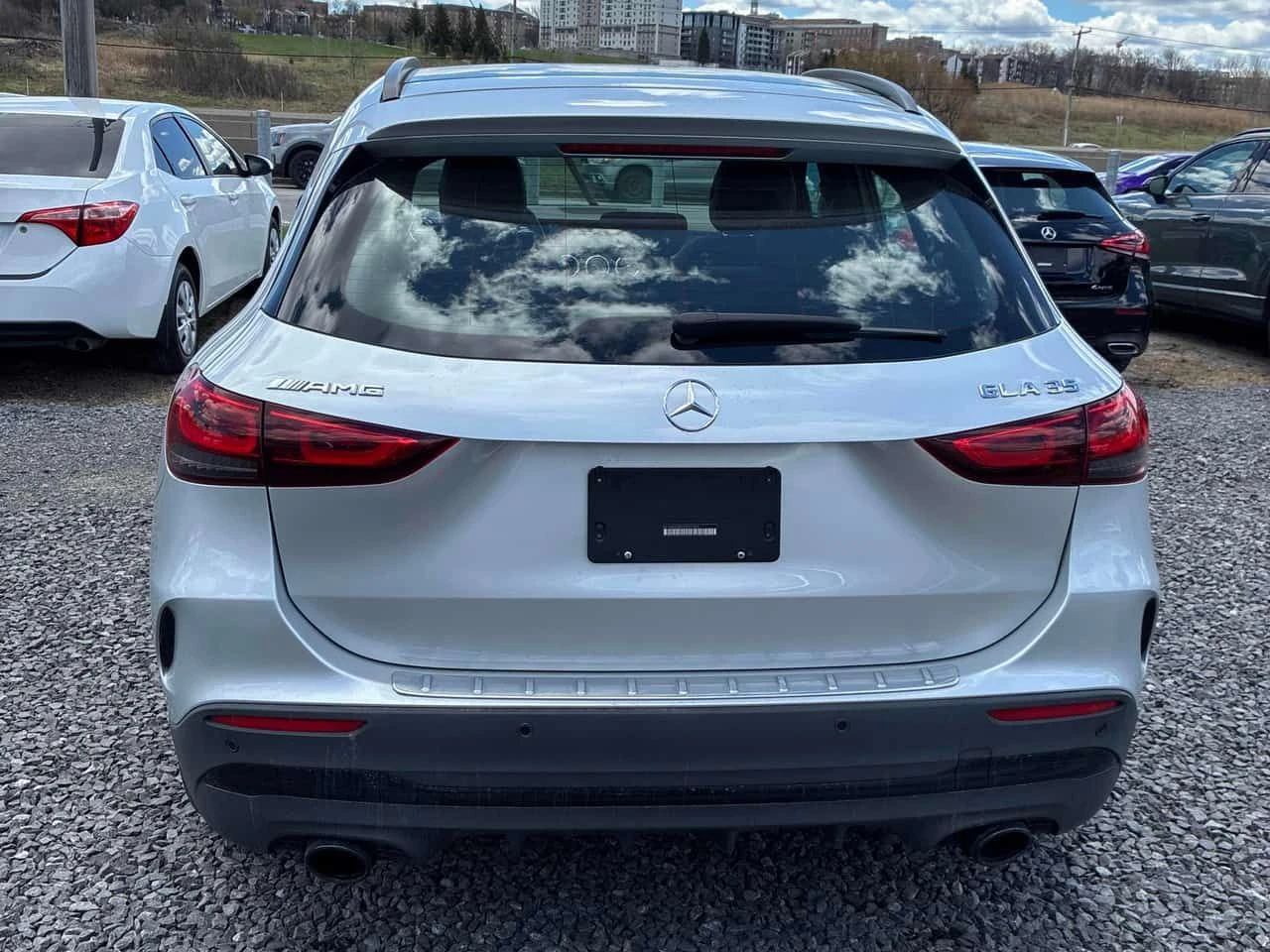 Mercedes-Benz GLA 35 AMG / 360 / DISTRONIC / КЛИП НА МОТОРА , снимка 4 - Автомобили и джипове - 54528689