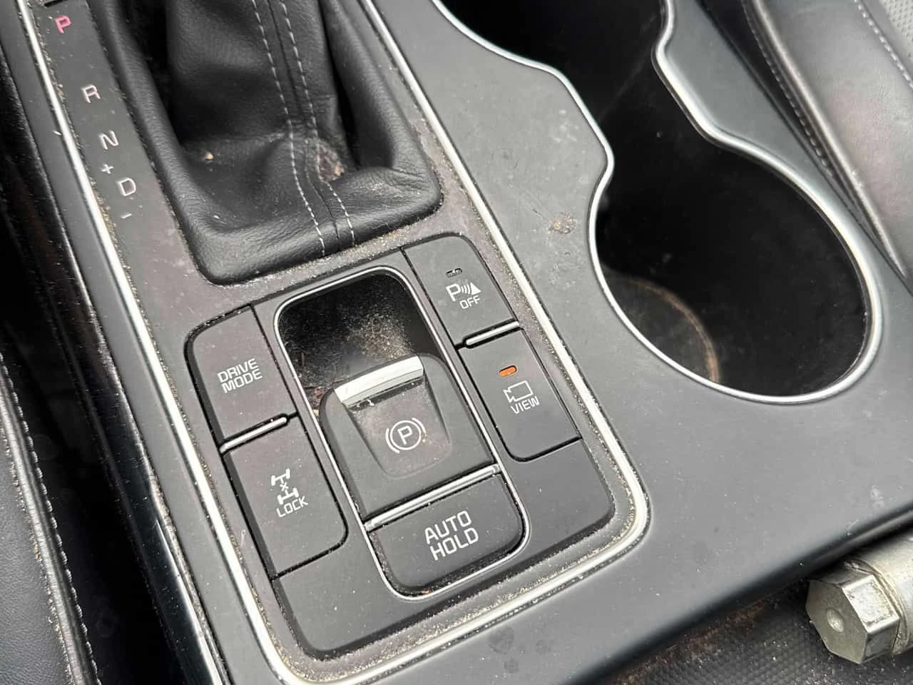 Kia Sorento * AWD * CARFAX * ЦЕНА ДО БГ, снимка 10 - Автомобили и джипове - 54739298